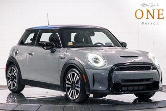 Certified 2022 MINI Cooper S image 1