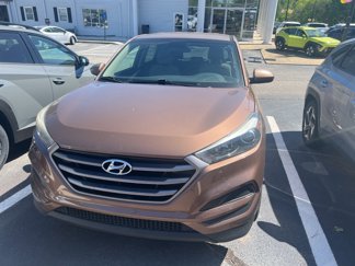 Used 2016 Hyundai Tucson SE image 1