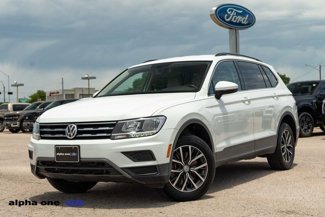 Used 2019 Volkswagen Tiguan SE image 1