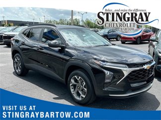 New 2025 Chevrolet Trax LT w/ Driver Confidence Package image 1