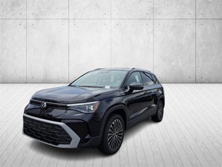 New 2025 Volkswagen Taos SE image 1