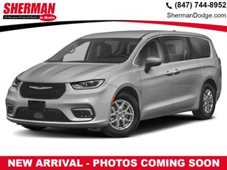 Used 2023 Chrysler Pacifica Touring-L image 1