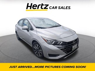 Used 2023 Nissan Versa SV image 1