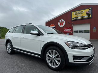 Used 2018 Volkswagen Golf Alltrack image 1