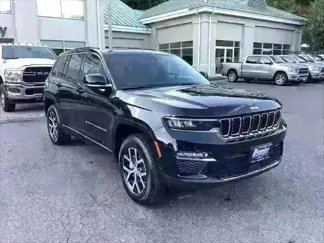 New 2025 Jeep Grand Cherokee Limited w/ Trailer Tow Package image 1