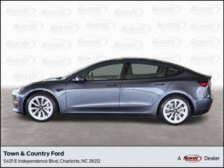 Used 2023 Tesla Model 3 Standard Range image 1