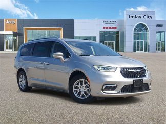 Used 2021 Chrysler Pacifica Touring-L image 1