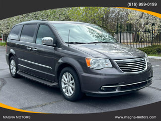 Used 2016 Chrysler Town & Country Limited Platinum w/ Trailer Tow Group image 1