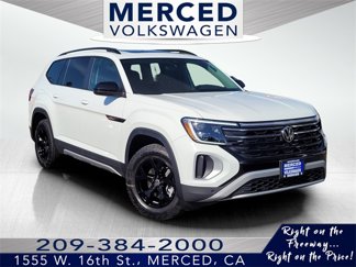 New 2024 Volkswagen Atlas Peak Edition SE image 1