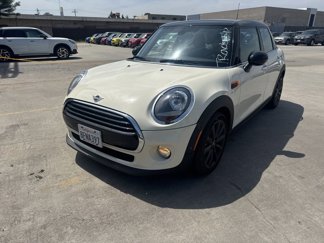 Used 2019 MINI Cooper 4-Door Hardtop image 1