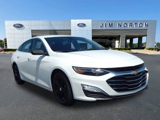 Used 2022 Chevrolet Malibu LS image 1