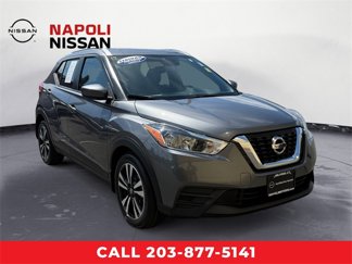Used 2019 Nissan Kicks SV image 1
