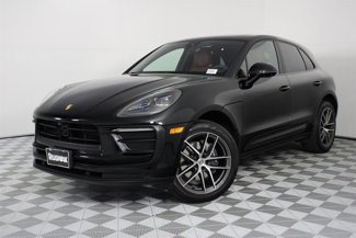 Certified 2025 Porsche Macan image 1