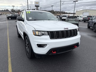 Used 2019 Jeep Grand Cherokee Trailhawk image 1