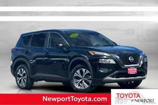 Used 2022 Nissan Rogue SV image 1