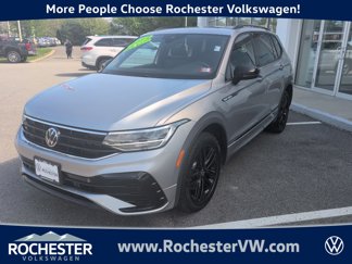 Used 2022 Volkswagen Tiguan SE R-Line image 1