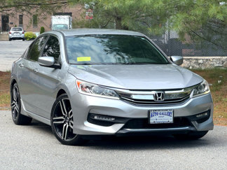 Used 2017 Honda Accord Sport image 1
