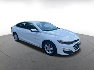 Used 2024 Chevrolet Malibu LT image 1