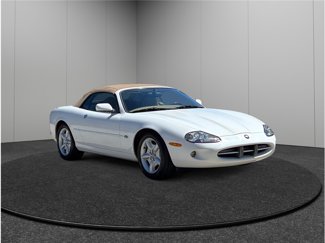 Used 1997 Jaguar XK8 Convertible image 1