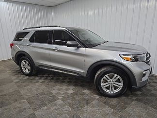 Used 2022 Ford Explorer XLT w/ Equipment Group 202A image 1