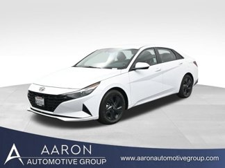 Used 2023 Hyundai Elantra Blue image 1