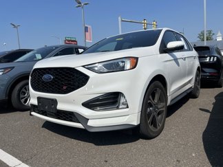 Certified 2022 Ford Edge ST image 1