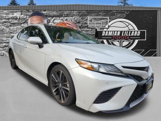 Used 2018 Toyota Camry XSE image 1