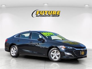 Used 2023 Chevrolet Malibu LT video 1