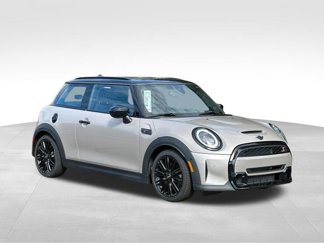 Certified 2023 MINI Cooper S image 1