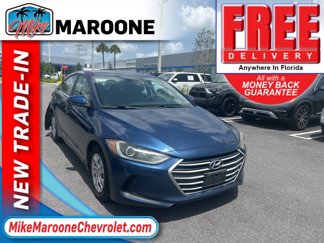 Used 2017 Hyundai Elantra SE image 1
