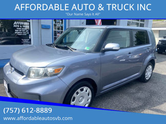 Used 2012 Scion xB image 1