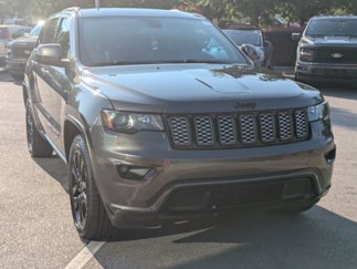 Used 2021 Jeep Grand Cherokee Laredo X image 1