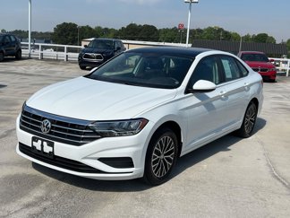 Used 2021 Volkswagen Jetta SE w/ SE Cold Weather Package image 1