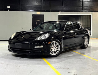 Used 2010 Porsche Panamera 4S image 1
