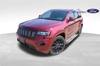 Used 2020 Jeep Grand Cherokee Altitude image 1
