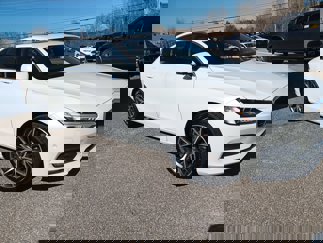 Used 2018 Volvo S90 T5 Momentum w/ Convenience Package image 1