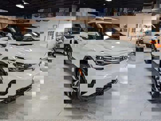Used 2023 Volkswagen ID.4 Pro image 1