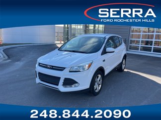 Used 2016 Ford Escape SE image 1