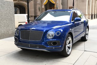 Used 2020 Bentley Bentayga image 1