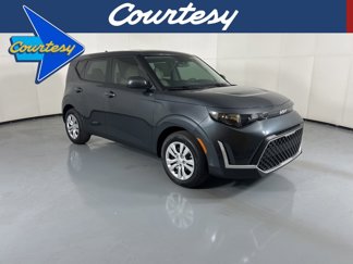 New 2025 Kia Soul LX image 1