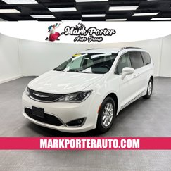 Used 2020 Chrysler Pacifica Touring-L image 1