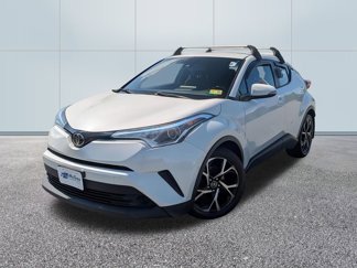 Used 2018 Toyota C-HR XLE image 1