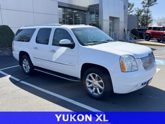 Used 2014 GMC Yukon XL Denali image 1