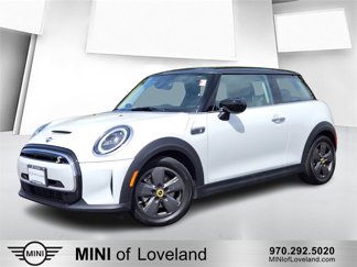 Used 2024 MINI Cooper SE image 1