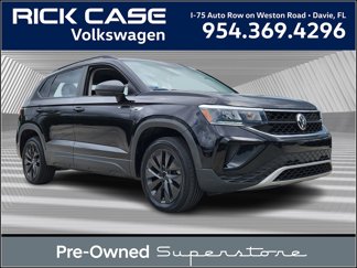 Certified 2022 Volkswagen Taos S image 1