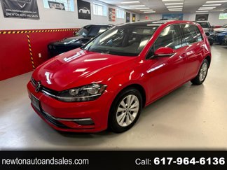 Used 2018 Volkswagen Golf SE image 1