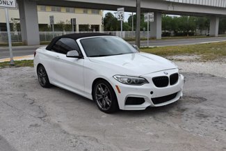 Used 2015 BMW M235i Convertible image 1