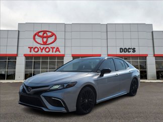 Used 2023 Toyota Camry XSE image 1