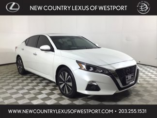 Used 2022 Nissan Altima 2.5 SL image 1