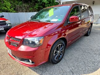 Used 2017 Dodge Grand Caravan GT image 1